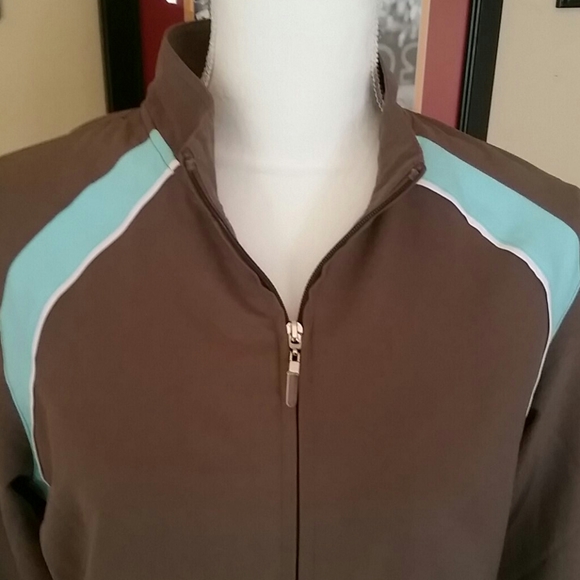 Light weight jacket - Picture 2 of 4